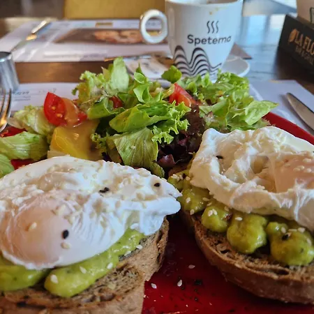 Апартаменты Neu 2025 Emila Romana Boutique- Modernes Luxury Living Солнечный берег