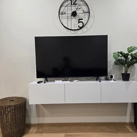 Neu 2025 Emila Romana Boutique- Modernes Luxury Living Солнечный берег