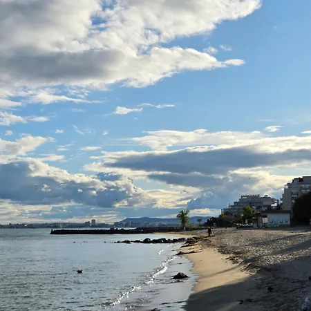 Neu 2025 Emila Romana Boutique- Modernes Luxury Living Солнечный берег