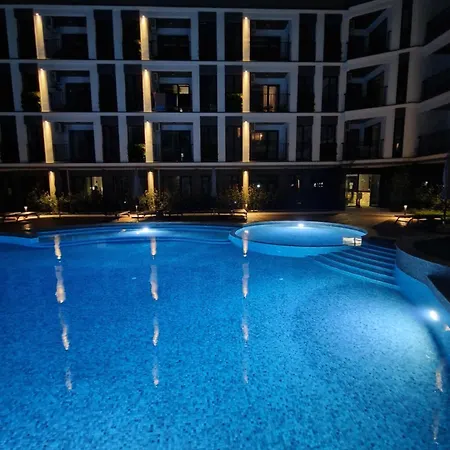 Neu 2025 Emila Romana Boutique- Modernes Luxury Living