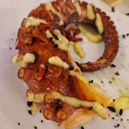 Neu 2025 Emila Romana Boutique- Modernes Luxury Living Daire *