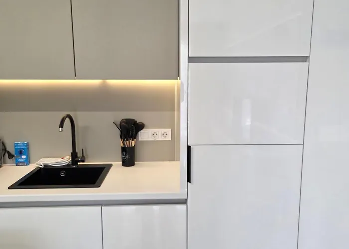 Neu 2025 Emila Romana Boutique- Modernes Luxury Living شقة ساني بيتش