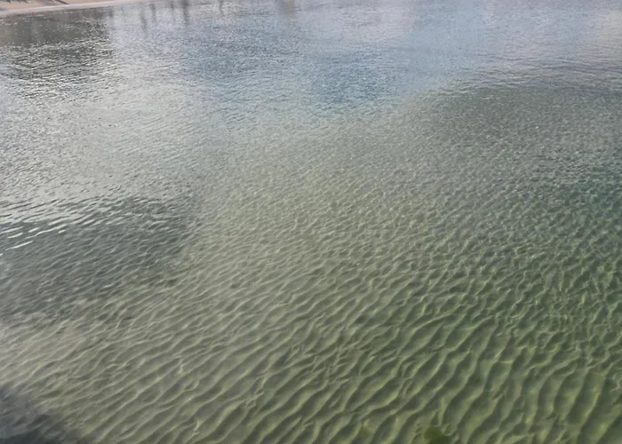 Neu 2025 Emila Romana Boutique- Modernes Luxury Living ساني بيتش