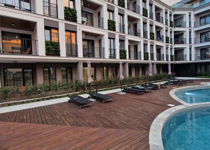 Neu 2025 Emila Romana Boutique- Modernes Luxury Living شقة ساني بيتش