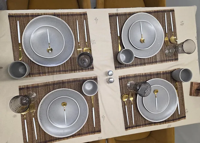 Neu 2025 Emila Romana Boutique- Modernes Luxury Living *