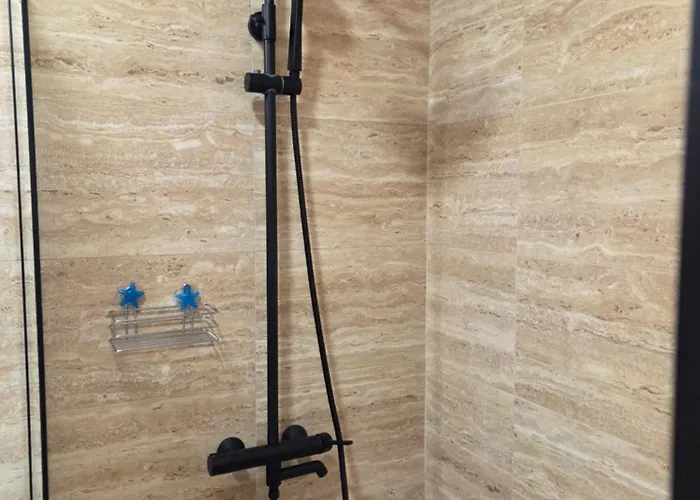 Neu 2025 Emila Romana Boutique- Modernes Luxury Living Daire